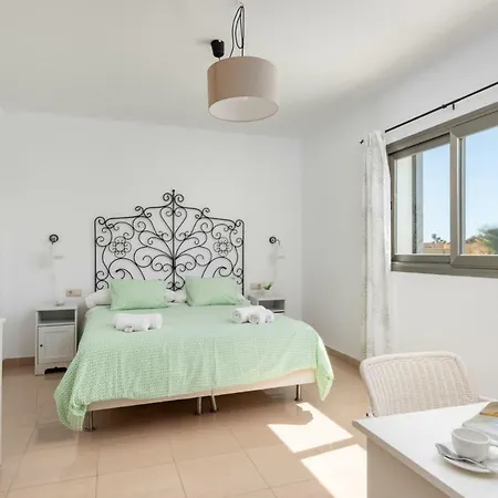 Perez Cala'N Bosch (Menorca)
