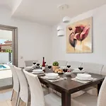 Villa Perez *
